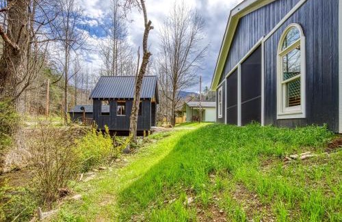 Cosby House | Kitt's Cottage, Pickleball Court, Creek, WIFI, Mountain Views, Starting at 79"