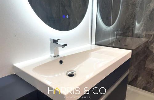 Fleetwood Apartment | Kittiwake