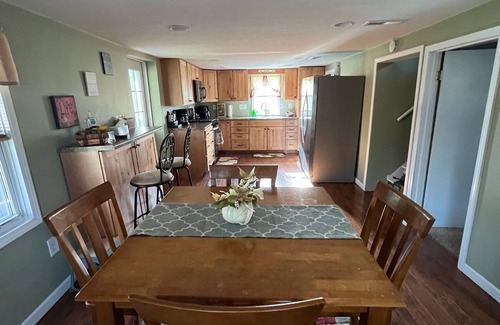 Glouster Cottage | Kittle Pine Front Rental Cottage at Dock 2 of Burr Oak Lake