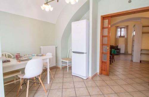 Fabrica di Roma Apartment | Kiwi e L'uva - Tuscia by Interhome