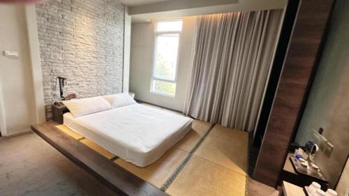 West District Hotel | Kiwi Express Hotel-Taichung Station II