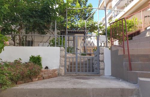 Rana Apartment | Kiwi