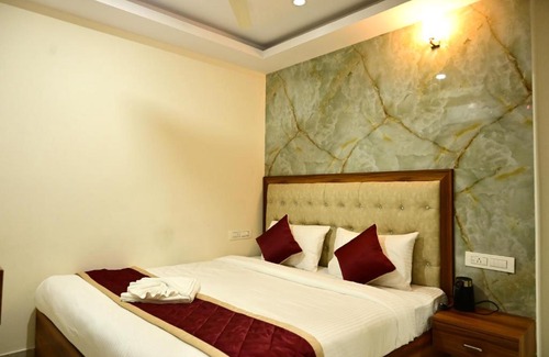 Yelahanka Hotel | KK Comforts Boarding and Lodging
