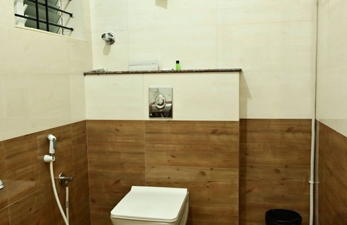 Yelahanka Hotel | KK COMFORTS