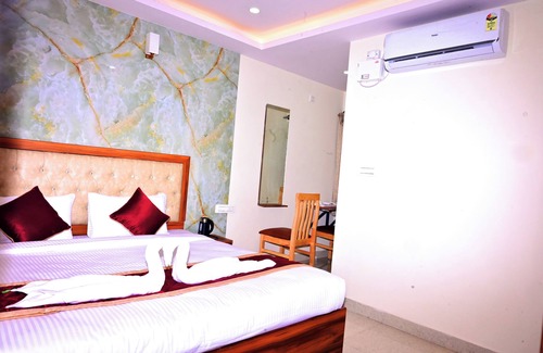 Yelahanka Hotel | KK COMFORTS