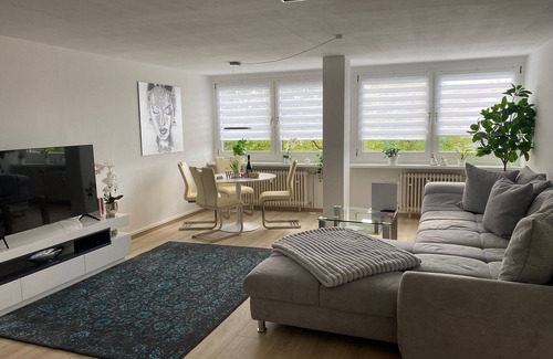 Kaiserslautern Apartment | KL40: New, fully furnished 3-bed apart. located in the heart of Kaiserslautern.