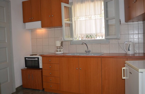 Herronisos Apartment | Klados Studios