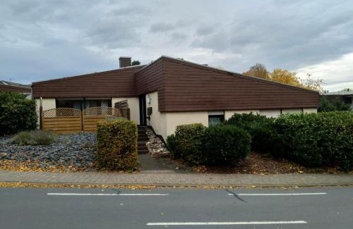 Altenkirchen Apartment | Kleine Ferienwohnung, Einzimmeraparment in Altenkirchen