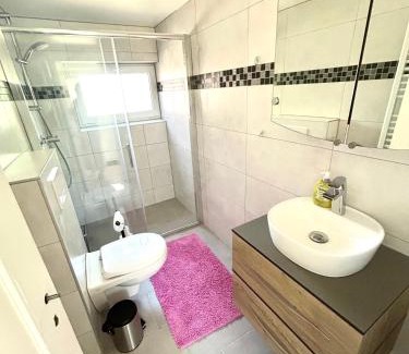 Flensburg Apartment | Kleine Ferienwohnung mit Garten in Adelby