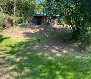 Gronwohld House | Kleines Ferienhäuschen im Grünen am Wasser