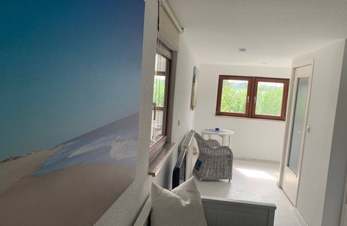 Malente House | Kleines Versteck im Schilf