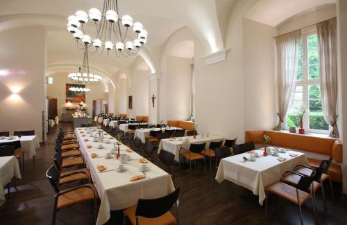 Schontal Hotel | Kloster Schöntal