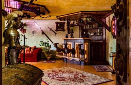Falkenhagen House | Knights' hostel to the falcon