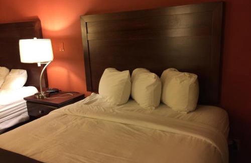 Chanute Hotel | Knights Inn - Chanute