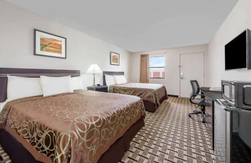 Slaton Hotel | Knights Inn - Slaton