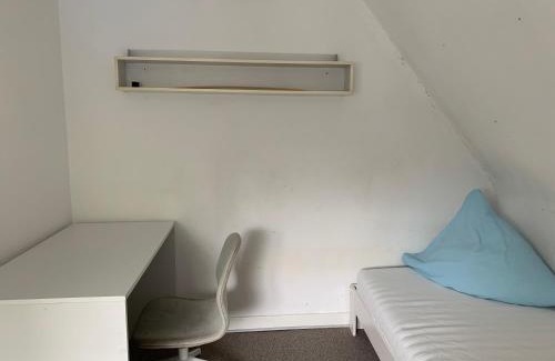 Haan House | Knusperhäuschen