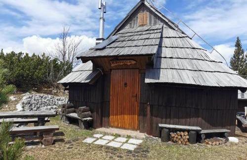 Kamnik Ski Chalet | Koča Kronca - Velika planina