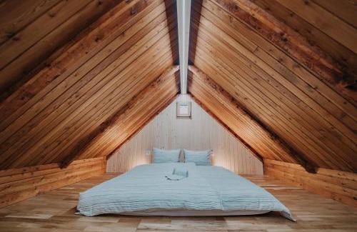 Kamnik Ski Chalet | Koča Kronca - Velika planina