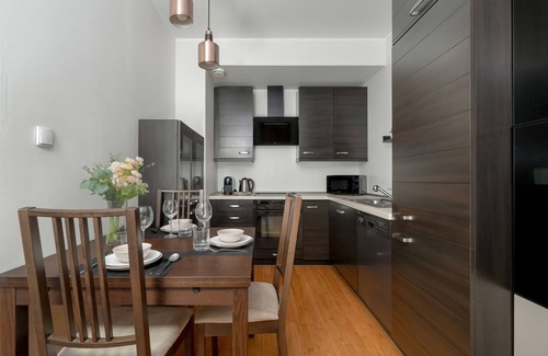 Jezyce Apartment | Kościelna 33a | elevator, Smart Tv| Poznań