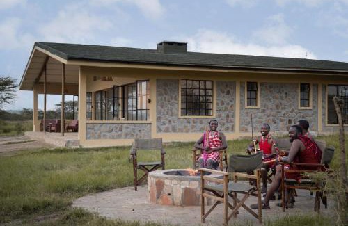 Talek Cabin | Kobe Mara