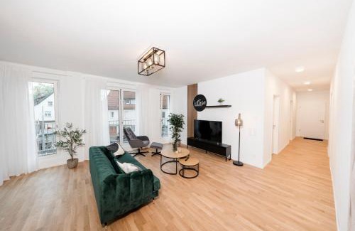 Boeblingen Apartment | koCASA-Apartments 01, City-Center Böblingen, Stellplatz, Balkon, Waipu-Tv