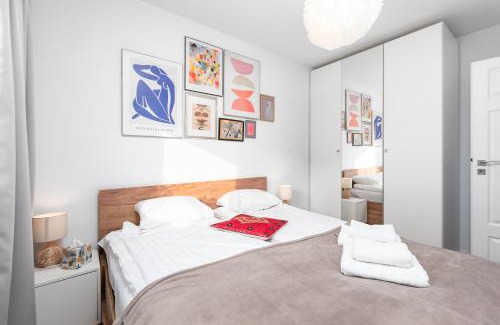 Bielany Apartment | Kochanowskiego 3 by Homeprime