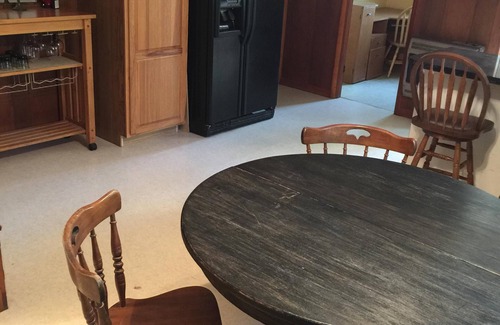 Steelville Cottage | Koi Cottage With Mineral Hot Tub ~ Located Minutes From The Upper Meramec River