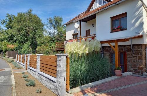 Tihany Apartment | Koko Apartman