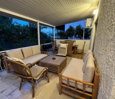 Nea Makri House | Koko's summer house