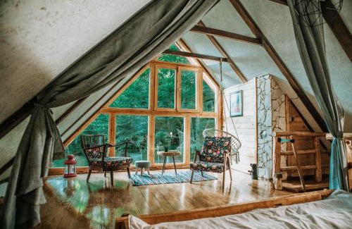 Mrkopalj Ski Chalet | Koliba Šume Pjevaju - robinzonski smjestaj, struja 12 V, voda iz cisterne