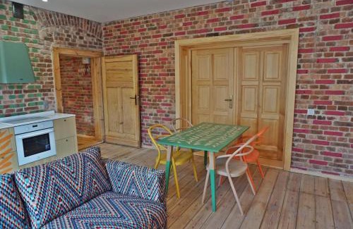 Nikiszowiec Apartment | Kolorowy apartament A10 Katowice Nikiszowiec