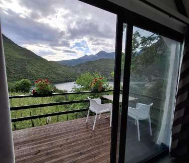 Koman House | Koman Paradise by Romina