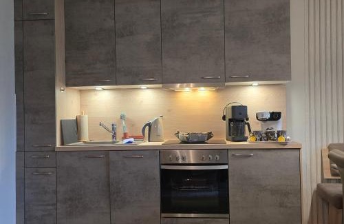 Hoefen Apartment | Komfort-Ferienwohnung Südbalkon, WOHNZIMMER, 2 Schlafzimmer, ruhige Lage - TIROL