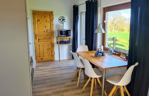 Maasholm-Bad Apartment | Komfortable Fewo in Toller Lage. Nur 400m zum Meer