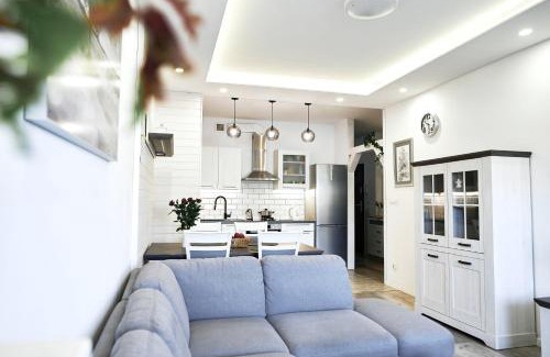 Suwalki Apartment | Komfortowy Apartament z Garażem w Suwałkach - Comfortable Apartment with Garage