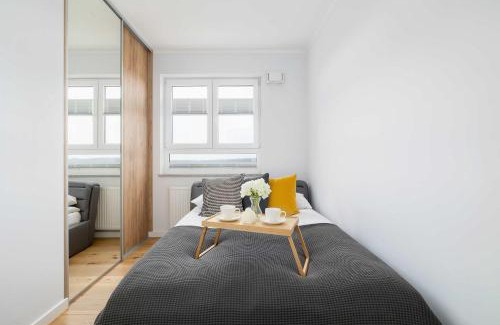 Katowice Apartment | Komfortowy Apartament z Parkingiem i Balkonem Katowice by Noclegi Renters
