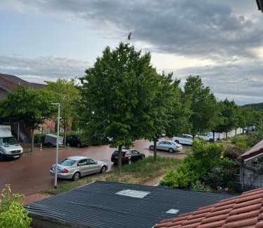 Badenstedt Apartment | Komplett neu renovierte Wohnung!