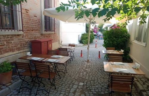 Bozcaada Hotel | Konak phaedra