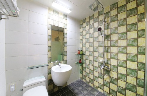 Hwayang-dong Hotel | Konkun University Theme