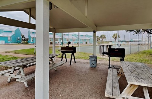 Rockport Condo | Kontiki Bayfront Condos