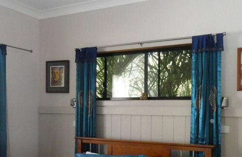 Homeleigh Cottage | Kookaburra Cottage at Uralba Eco Cottages