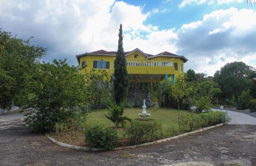 Santa Cruz House | Kool Rooms Guest House