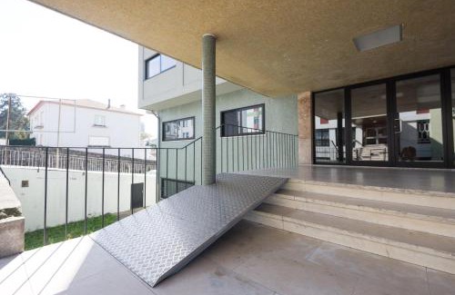 Paranhos Apartment | KOPKE 113, local & spacious 2Bed