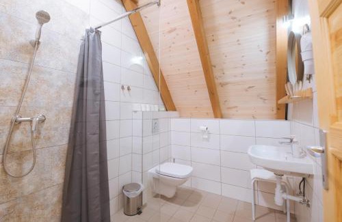 Tiszaorveny Bed & Breakfast | Kormorán panzió