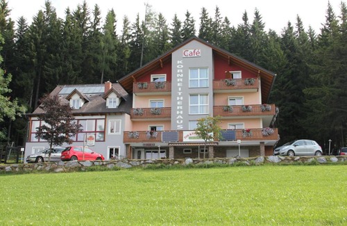 Anger House | Kornreitherhaus