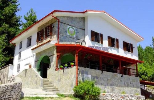 Dio-Olympos Cabin | Koromilia refuge