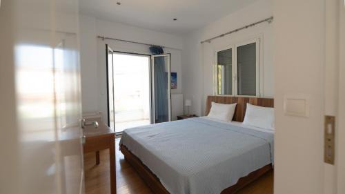 Pylos-Nestoras Apartment | Koroni Seaside Private Beach Residence A