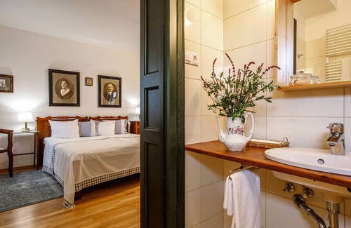 Magyarszombatfa Bed & Breakfast | Kosbor Panzió