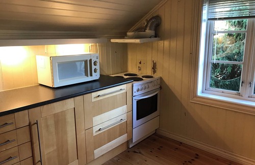 Ulefoss Apartment | Koselig Leilighet i Rolig Boligområdet - Kjæledyr Tillatt
