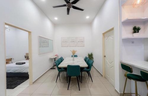 Kuantan House | KotaSas Summer East Persint 5 by AHM Home